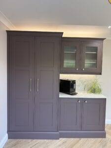 kitchen cabinet