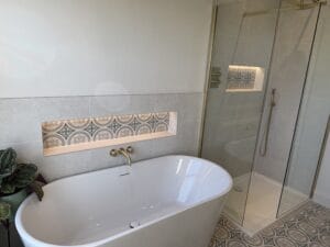freestanding bath